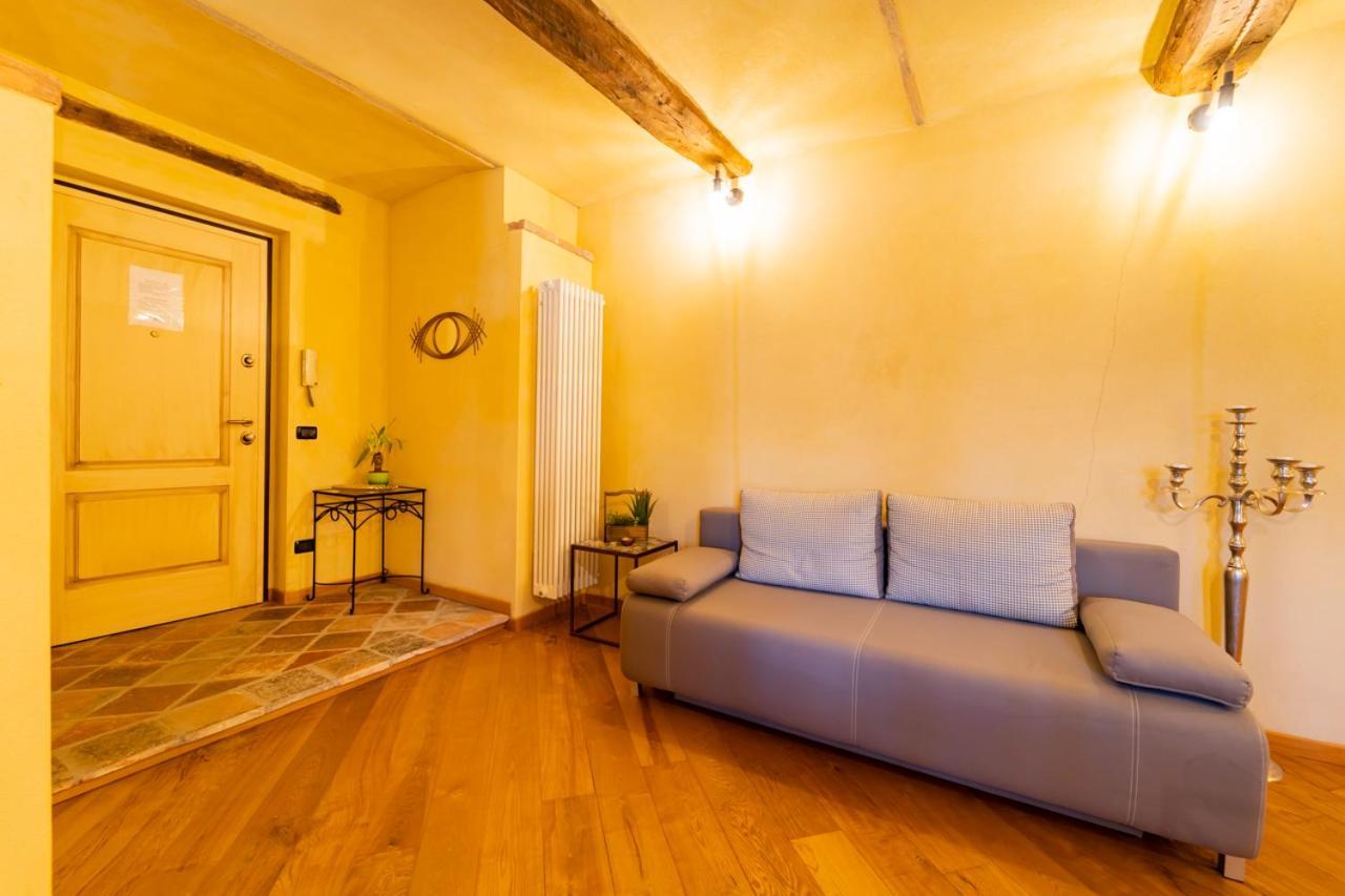 Porta Soprana Apartment Доляни Екстериор снимка